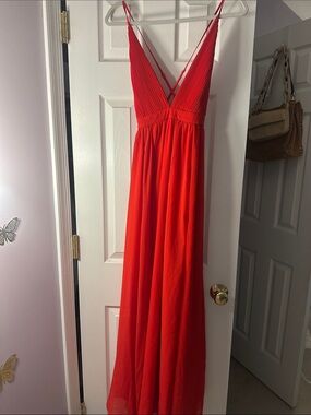 NWT Red V-Neck Crisscross Back Maxi Dress